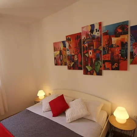 Palace De Lupis-guest House Hvar Town
