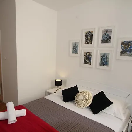 Palace De Lupis-guest House Pensionat Hvar Town